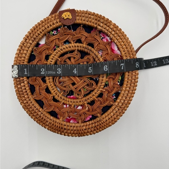 Brown Woven Crossbody Bag with Intricate Design NWOT - Picture 8 of 10